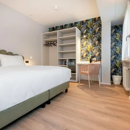 Dimora La Fratta בית הארחה 3*